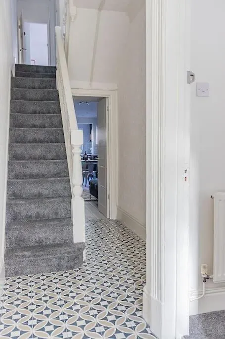 New Stylish 5Bd, 5Min From Town Villa Cardiff Feriehus