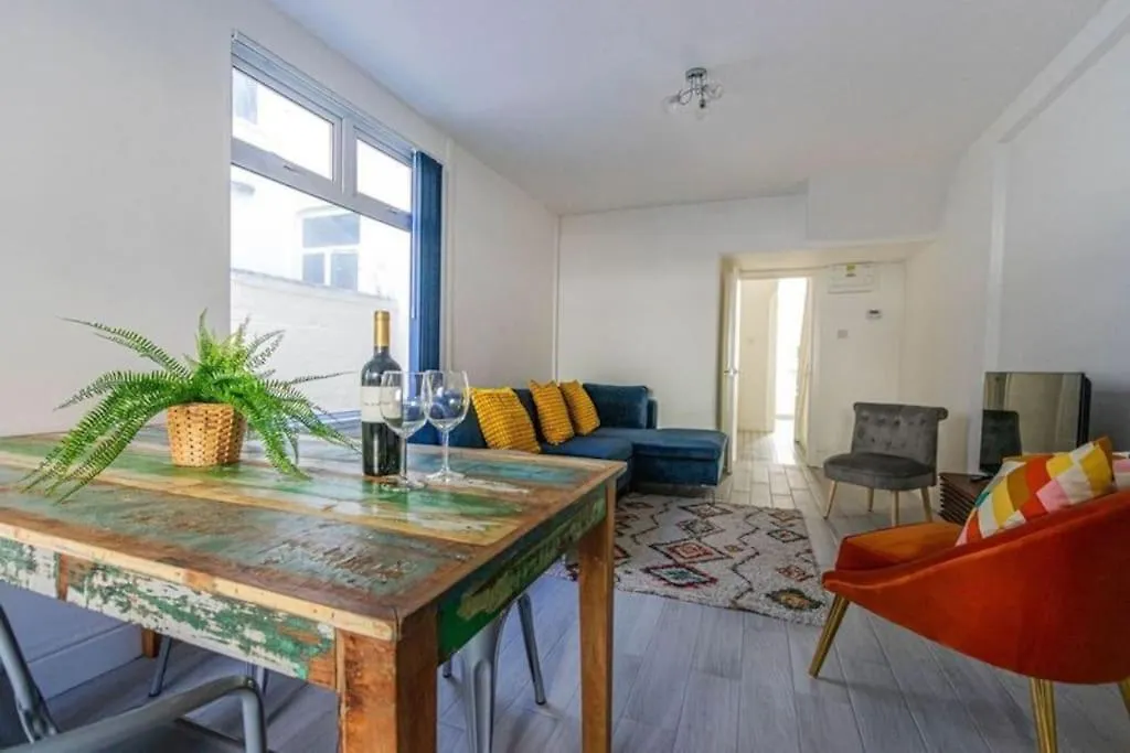 New Stylish 5Bd, 5Min From Town Villa Cardiff 0*,